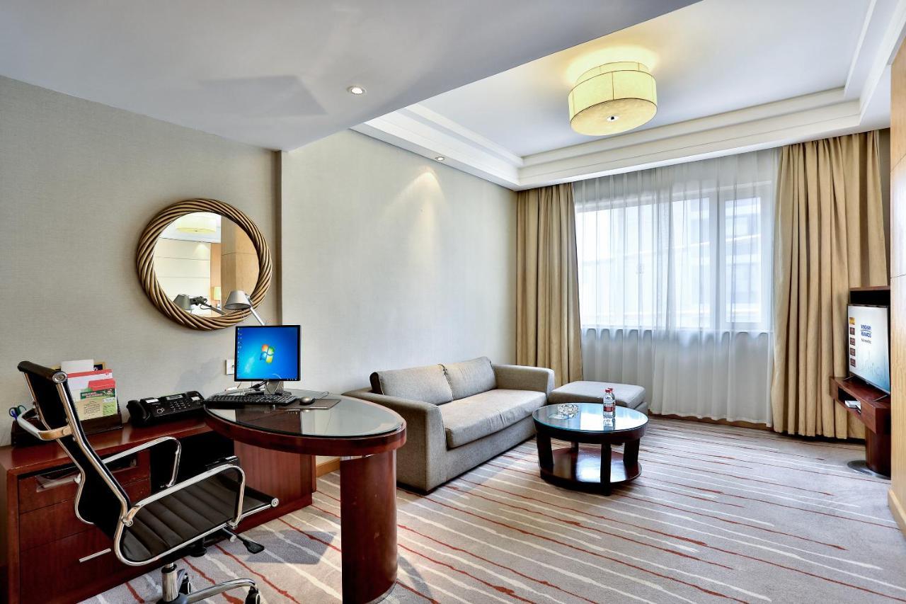 Ramada Plaza Yiwu Otel Yiwu  Dış mekan fotoğraf