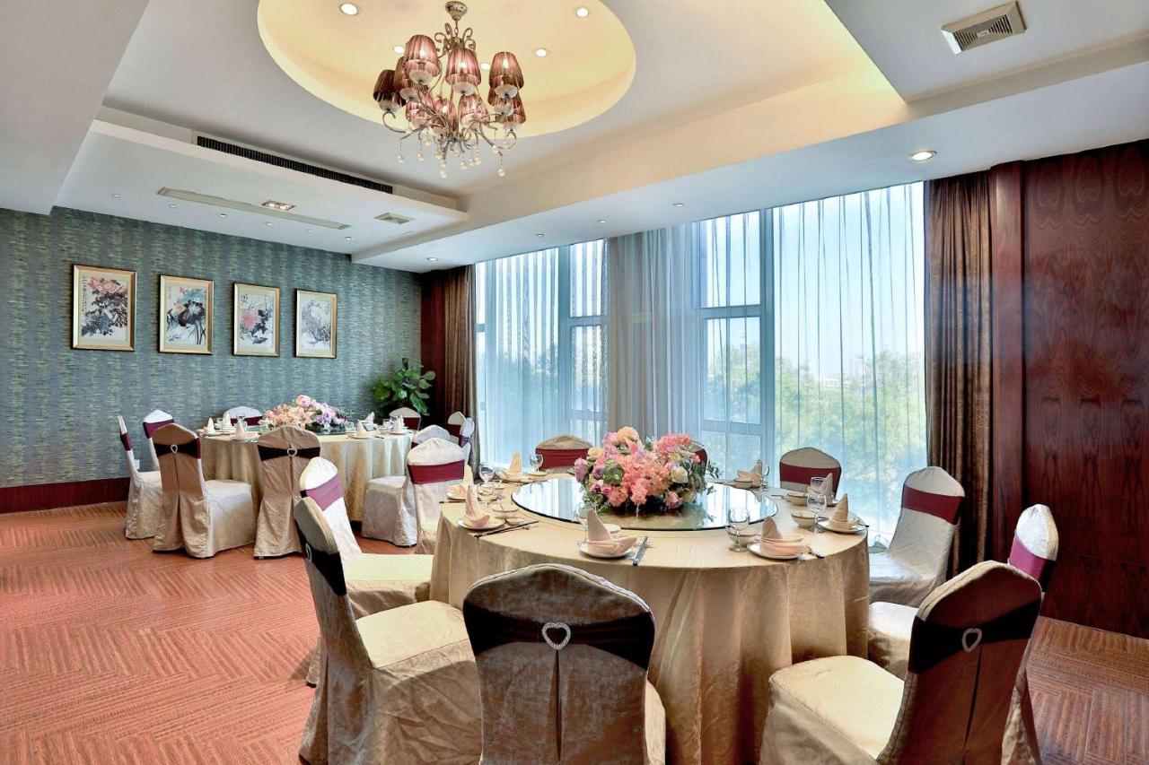 Ramada Plaza Yiwu Otel Yiwu  Dış mekan fotoğraf