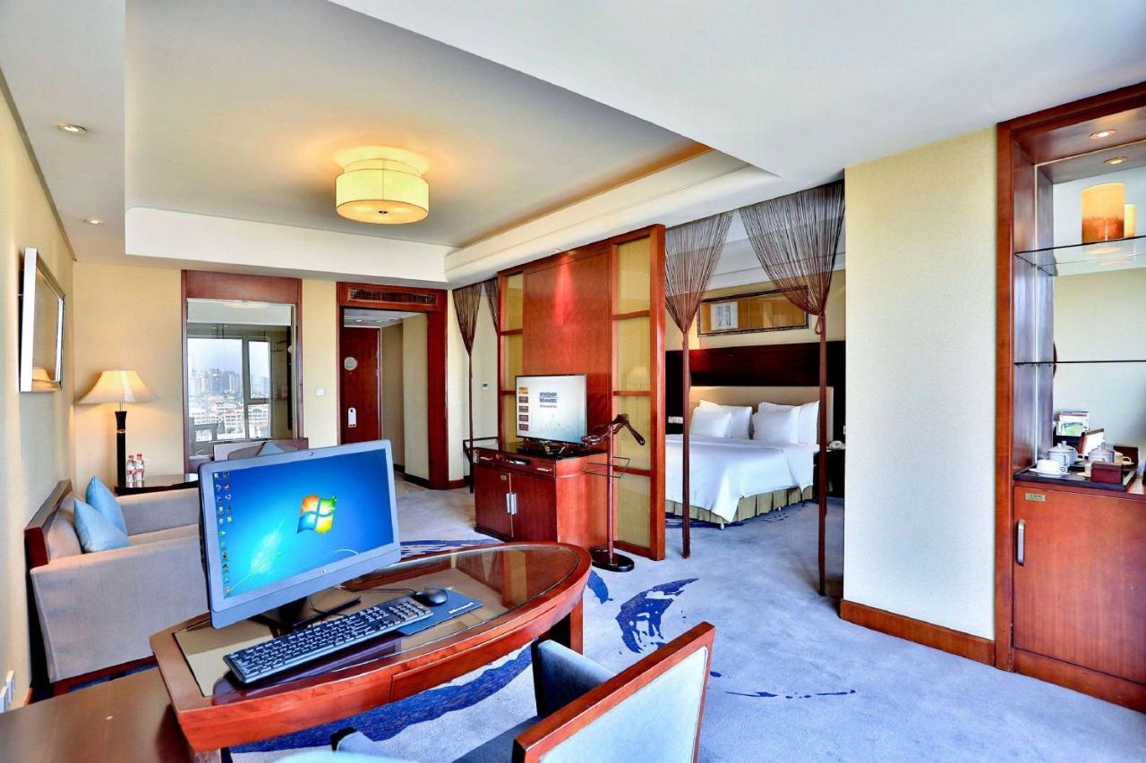 Ramada Plaza Yiwu Otel Yiwu  Dış mekan fotoğraf